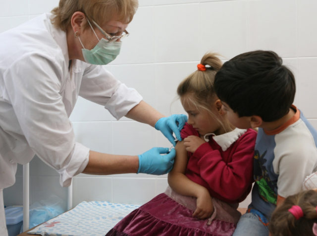 Как дети переносят прививку корь краснуха паротит