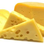 Сыр предотвращает развитие кариеса